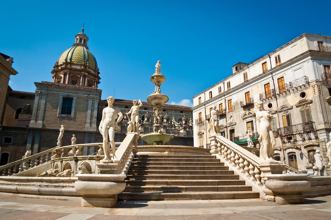 Palermo Piazza Pretoria