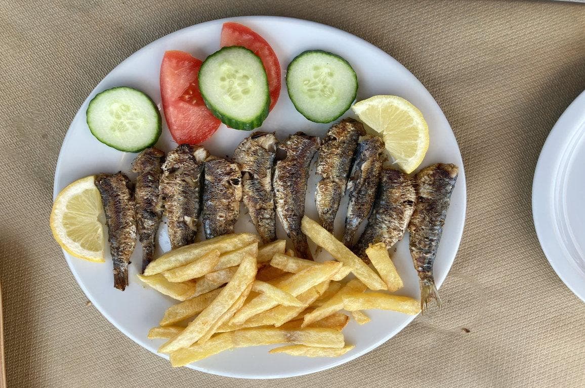 Korfu_Sardinen Korfu: Gegrillte Sardinen in Agios Georgios